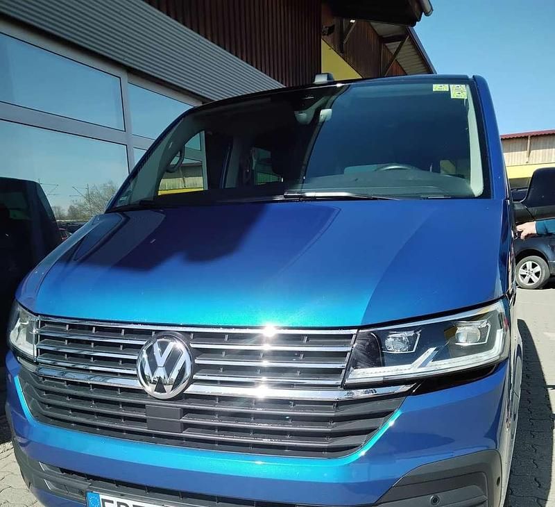 Second-hand VW Multivan Edition 150 CP (110 kW) 2020 Albastru Monovolum
