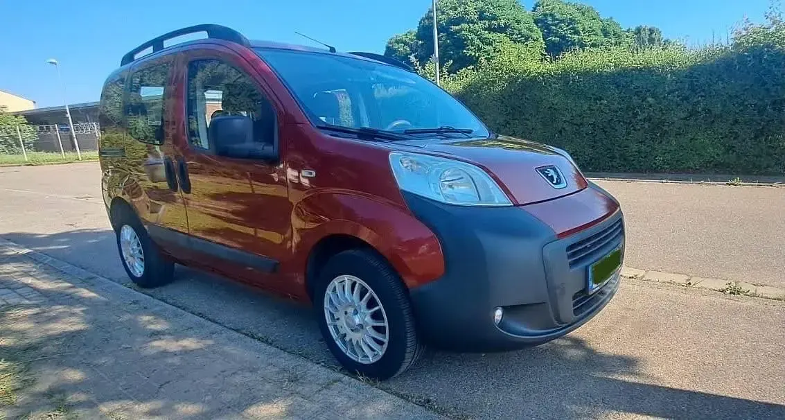 Gebraucht Peugeot Bipper 73 PS (53 kW) 2010 Andere farben Van / Kleinbus