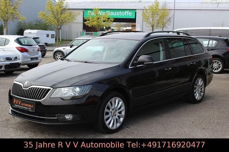Gebraucht Skoda Superb Exclusive 170 PS (125 kW) 2014 Schwarz Kombi