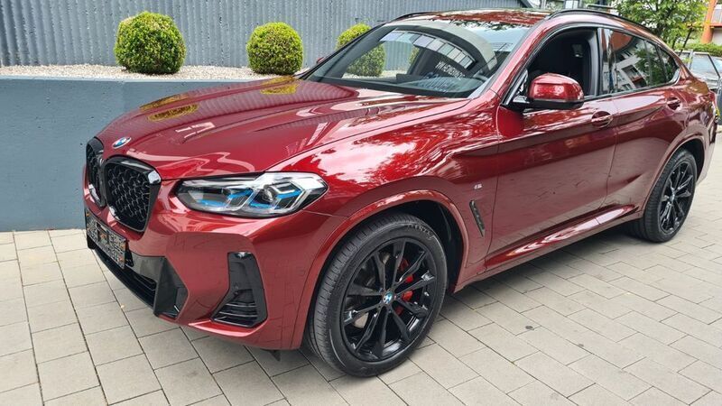 Rot Gebraucht 2023 BMW X4 M Sport SUV | 57.779 € (Fairer Preis) - Bild 1/4
