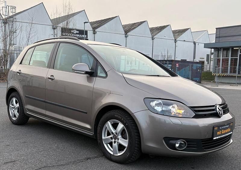 Gebraucht VW Golf Plus Cross Trendline 105 PS (77 kW) 2011 Braun Van / Kleinbus