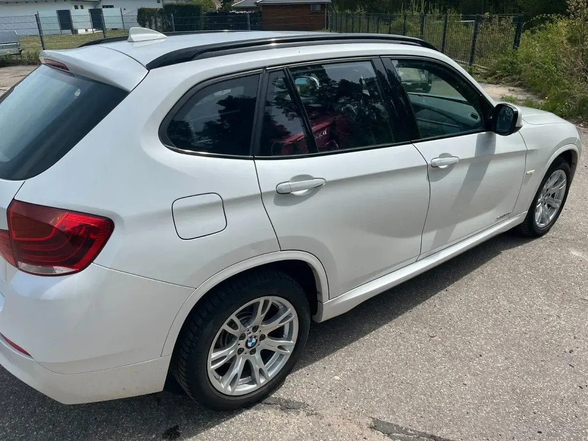 Second-hand BMW X1 M Sport 177 CP (130 kW) 2011 Alb SUV