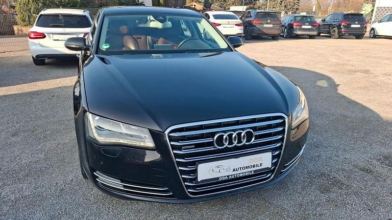 Gebraucht Audi A8 250 PS (183 kW) 2011 Schwarz Limousine