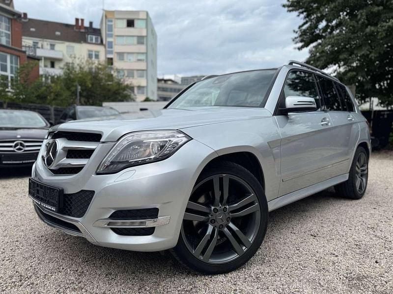 Iridiumsilber Gebraucht 2012 Mercedes GLK220 AMG SUV | 10.450 € (Superpreis) - Bild 1/4