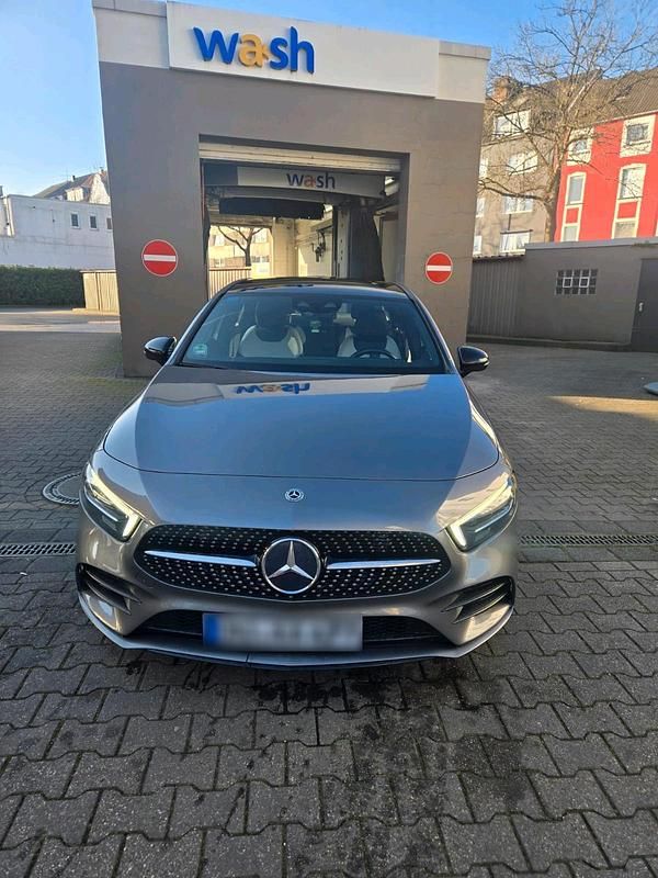 Gebraucht Mercedes A220 198 PS (145 kW) 2019 Grau Limousine