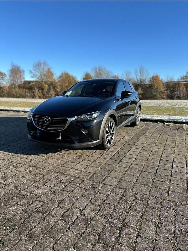 Schwarz Gebraucht 2018 Mazda CX-3 Signature SUV | 10.490 € (Guter Preis) - Bild 1/4