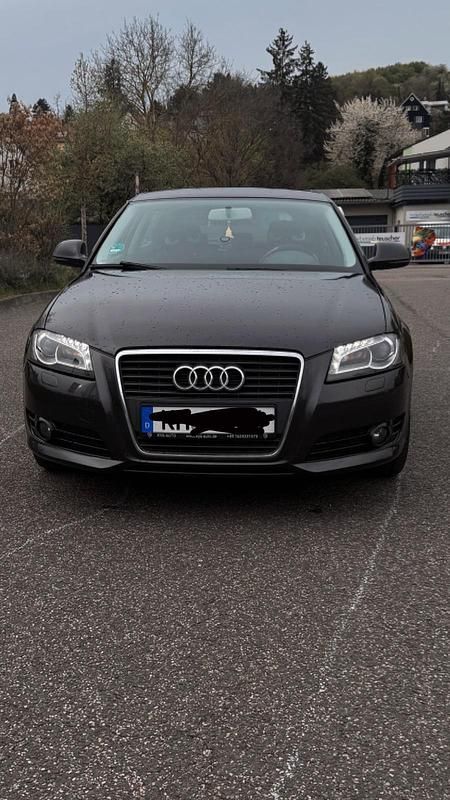 Używany Audi A3 S-Line 130 KM (95 kW) 2010 Brązowy Hatchback