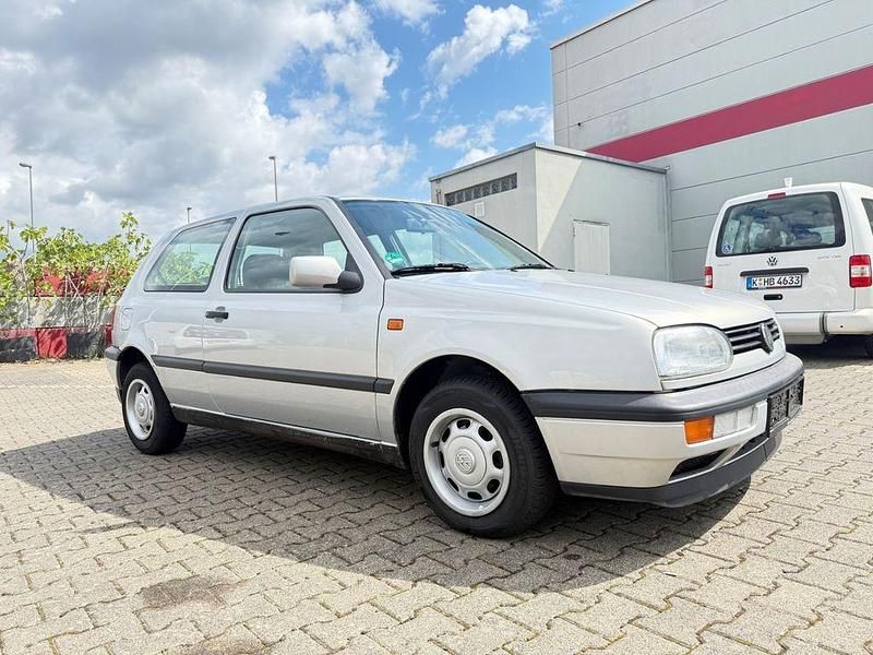 Silber Gebraucht 1993 VW Golf III | 1.780 € - Bild 1/4
