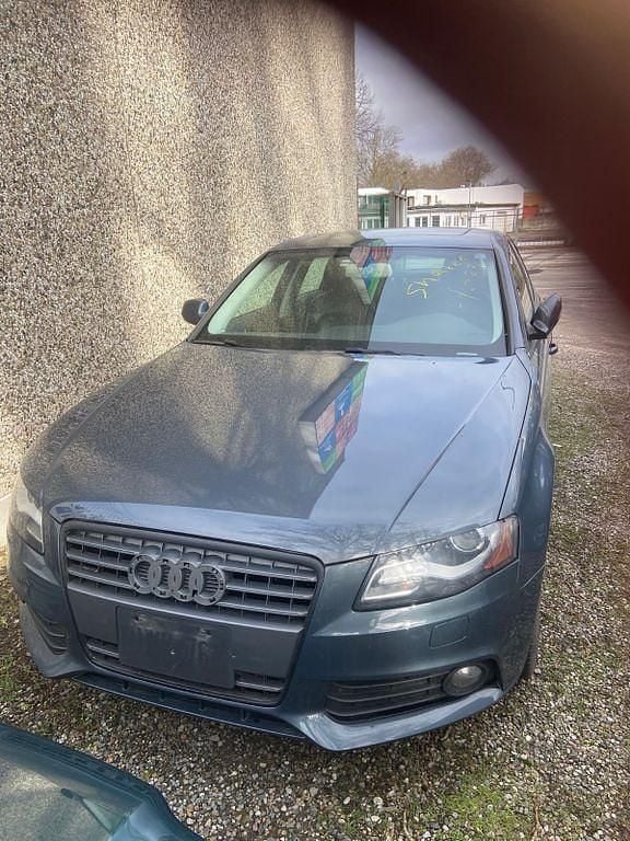 Gebraucht Audi A4 Sport 160 PS (117 kW) 2010 Grau Limousine