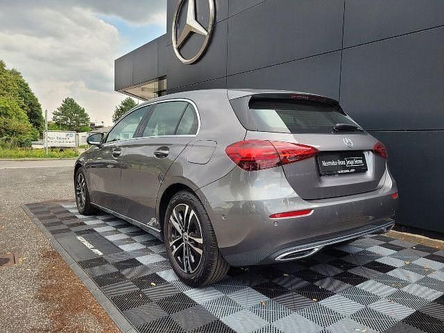 Gebraucht Mercedes A200 Advanced 150 PS (110 kW) 2024 Grau Kleinwagen