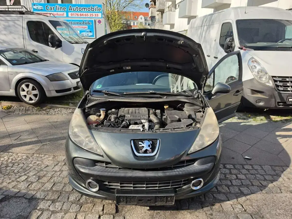 Gebraucht Peugeot 207 Sport 109 PS (80 kW) 2007 Lackierung manitobagrau/metal Limousine