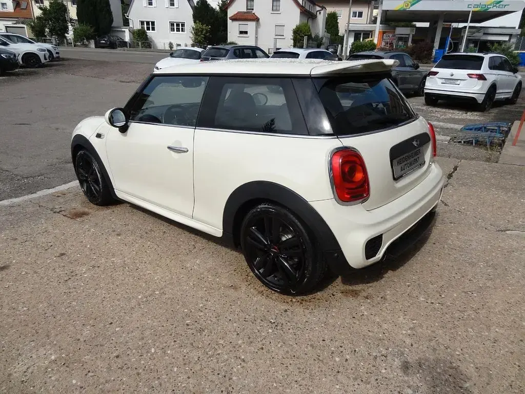 Gebraucht Mini ONE 102 PS (75 kW) 2016 Weiß Kleinwagen