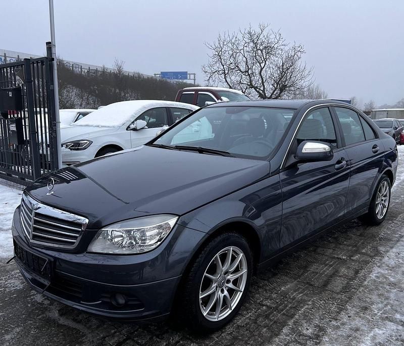 Gebraucht Mercedes C180 156 PS (114 kW) 2007 Grau Limousine