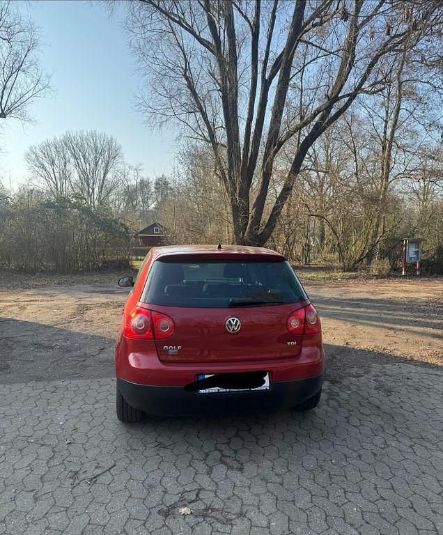 Gebraucht VW Golf VI United 105 PS (77 kW) 2009 Rot Kleinwagen