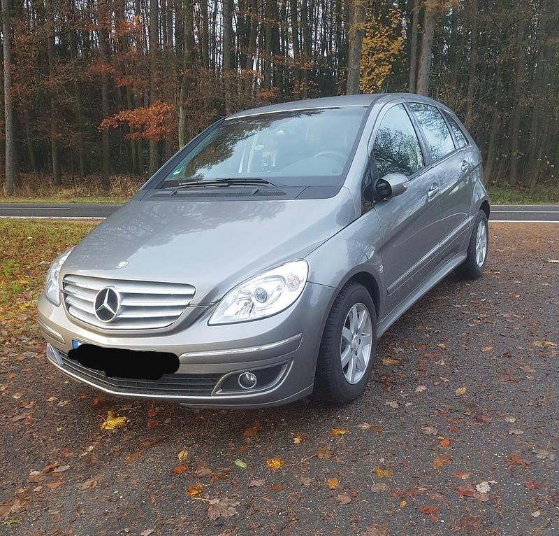 Grau Gebraucht 2007 Mercedes B170 Van / Kleinbus | 3.000 € (Superpreis) - Bild 1/4
