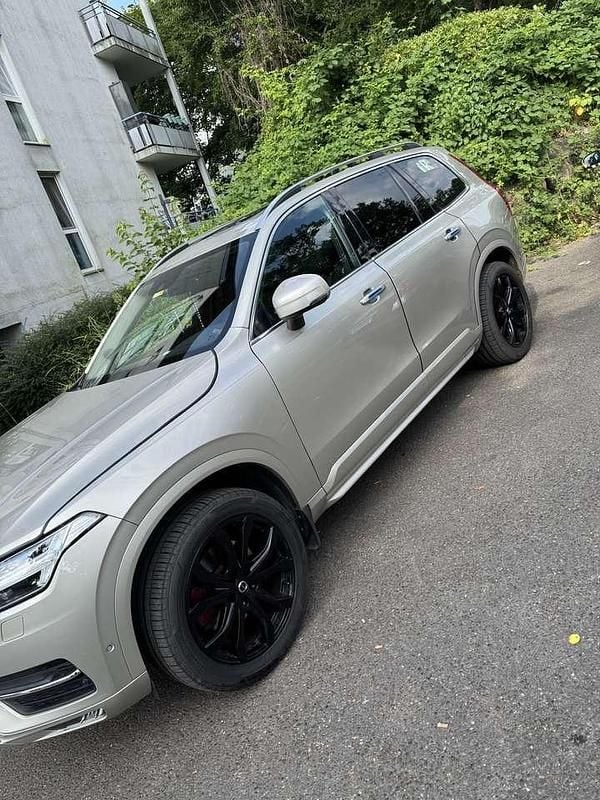 Gebraucht Volvo XC90 Kinetic 235 PS (172 kW) 2016 Silber SUV