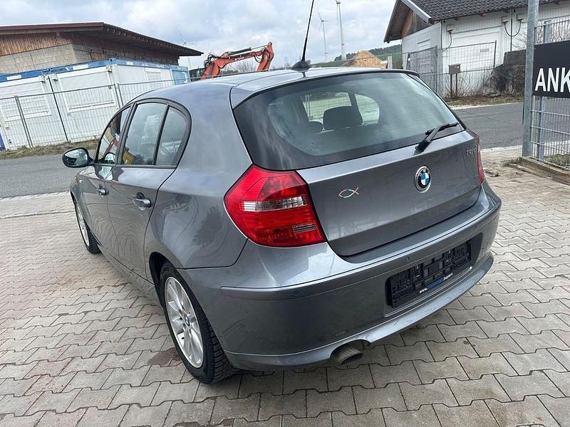Gebraucht BMW 118 Advantage 143 PS (105 kW) 2010 Grau Kleinwagen