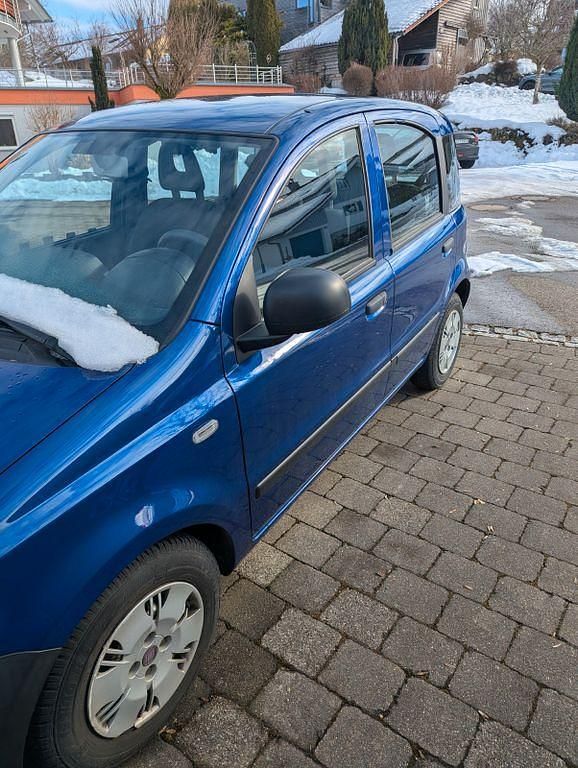 Gebraucht Fiat Panda 54 PS (39 kW) 2010 Blau Kleinwagen
