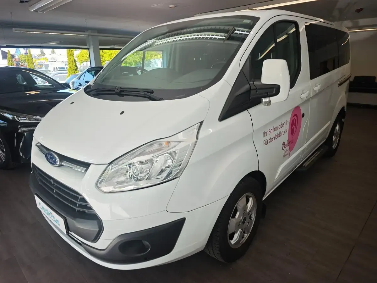 Occasion Ford Transit Titanium 131 ch (96 kW) 2018 Blanc Break