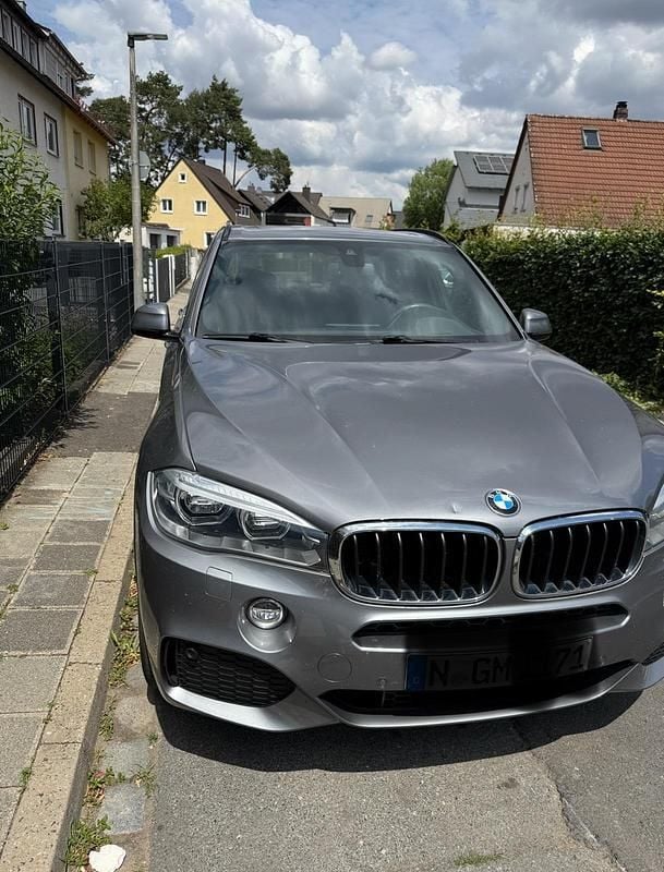 Grau Gebraucht 2015 BMW X5 M M Sport SUV | 18.900 € (Superpreis) - Bild 1/4