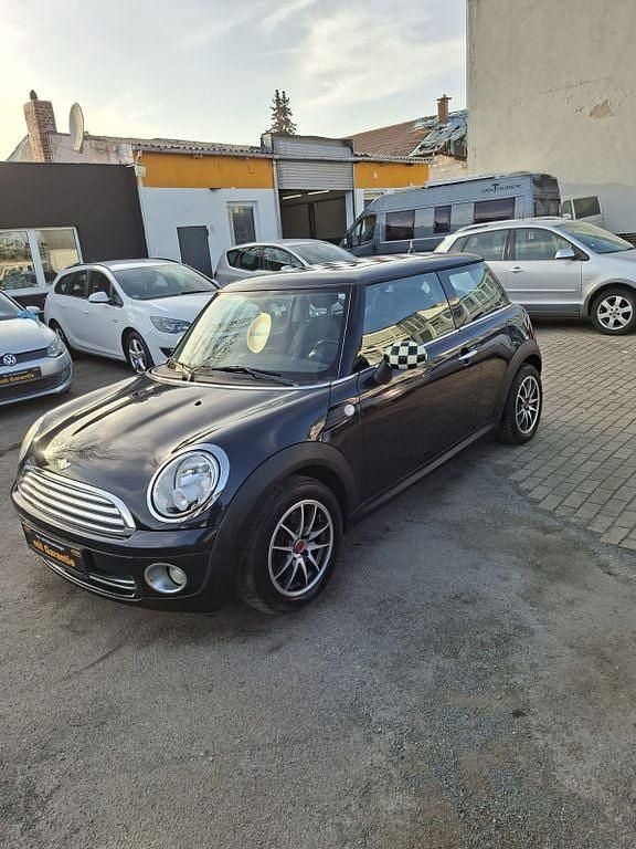 Gebraucht Mini ONE 95 PS (69 kW) 2007 Schwarz Kleinwagen