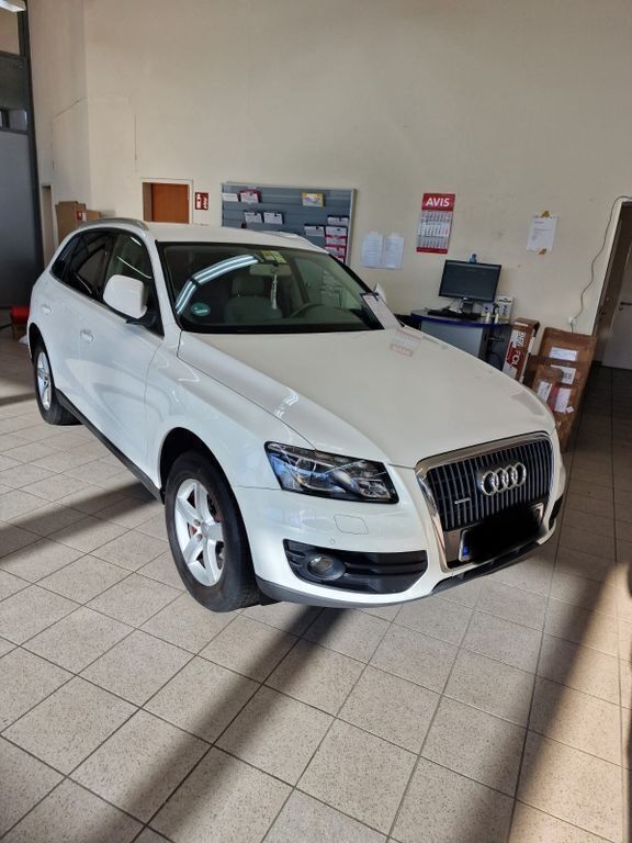 Weiß Gebraucht 2011 Audi Q5 SUV | 12.500 € - Bild 1/4