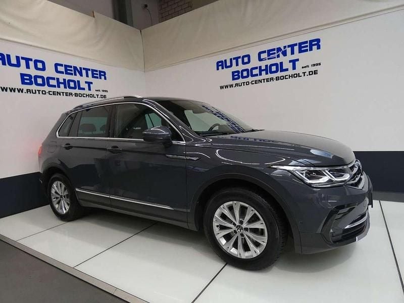 Gebraucht VW Tiguan Elegance 150 PS (110 kW) 2021 Delfingrau SUV