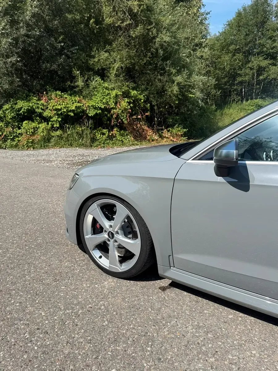 Gebraucht Audi RS3 Design 400 PS (294 kW) 2018 Grau Limousine