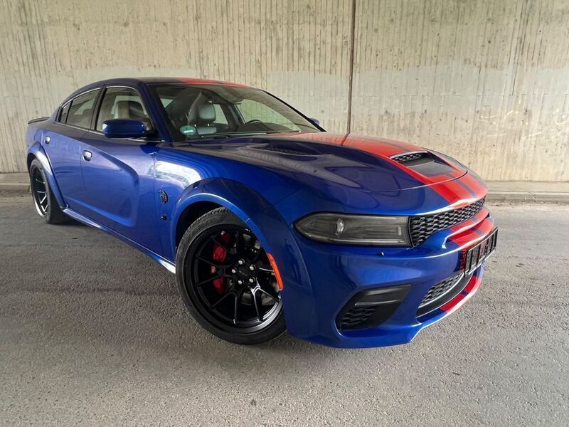 Blau Gebraucht 2023 Dodge Charger Limousine | 83.990 € - Bild 1/4