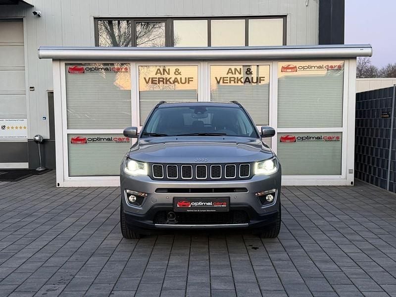 Gebraucht Jeep Compass Limited 170 PS (125 kW) 2019 Grau SUV