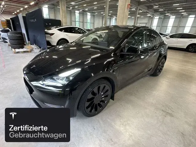 Gebraucht Tesla Model Y Performance 392 kW (533 PS) 2022 Schwarz SUV
