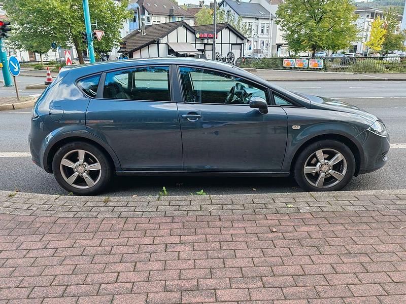 Gebraucht Seat Leon Reference 102 PS (75 kW) 2008 Grau Kleinwagen