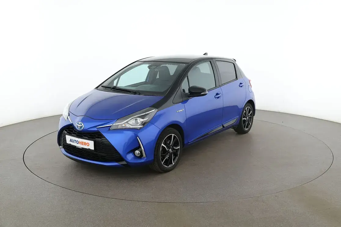 Gebraucht Toyota Yaris Hybrid Style 101 PS (74 kW) 2019 Kleinwagen
