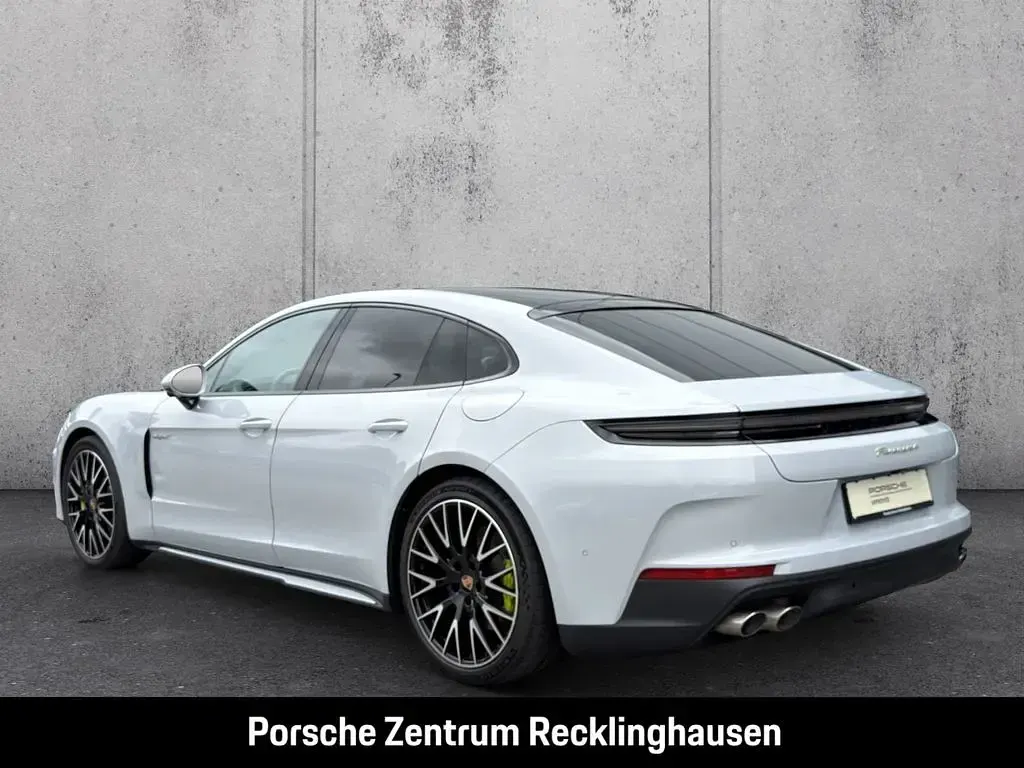 Gebraucht Porsche Panamera 4 E-Hybrid 470 PS (345 kW) 2024 Eisgraumetallic Kleinwagen
