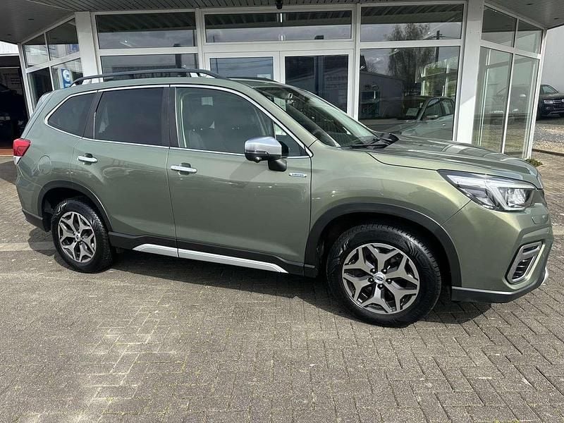 Gebraucht Subaru Forester Comfort 150 PS (110 kW) 2020 Jasper green (m) SUV