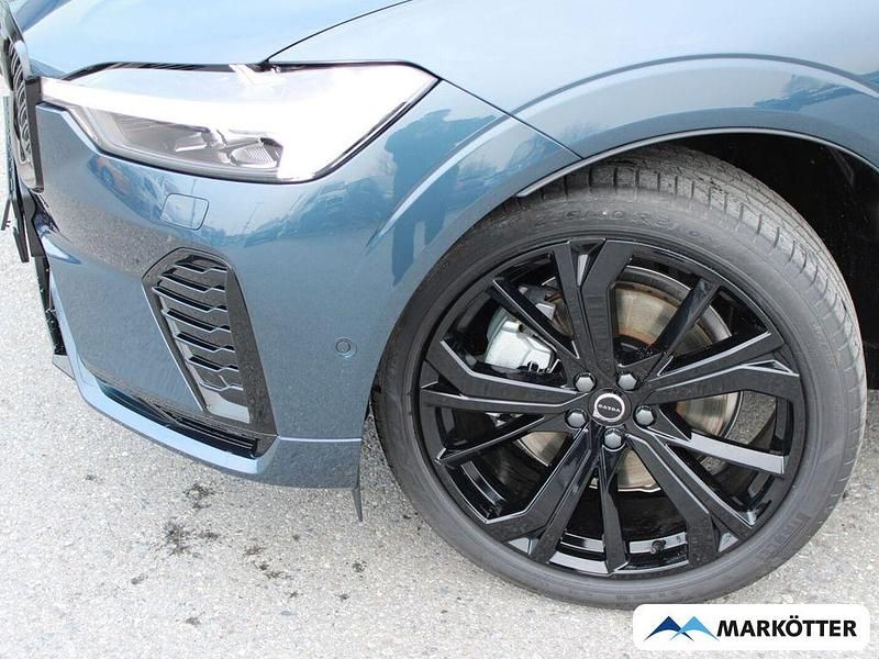 Neu Volvo XC60 Plus 455 PS (334 kW) 2025 Blau SUV