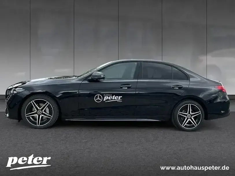Gebraucht Mercedes C180 AMG 170 PS (125 kW) 2025 Schwarz Limousine