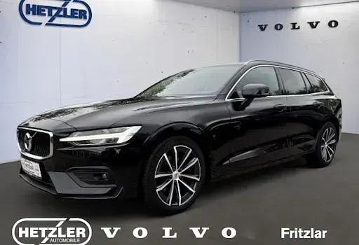 Gebraucht Volvo V60 Momentum 197 PS (144 kW) 2020 Kombi