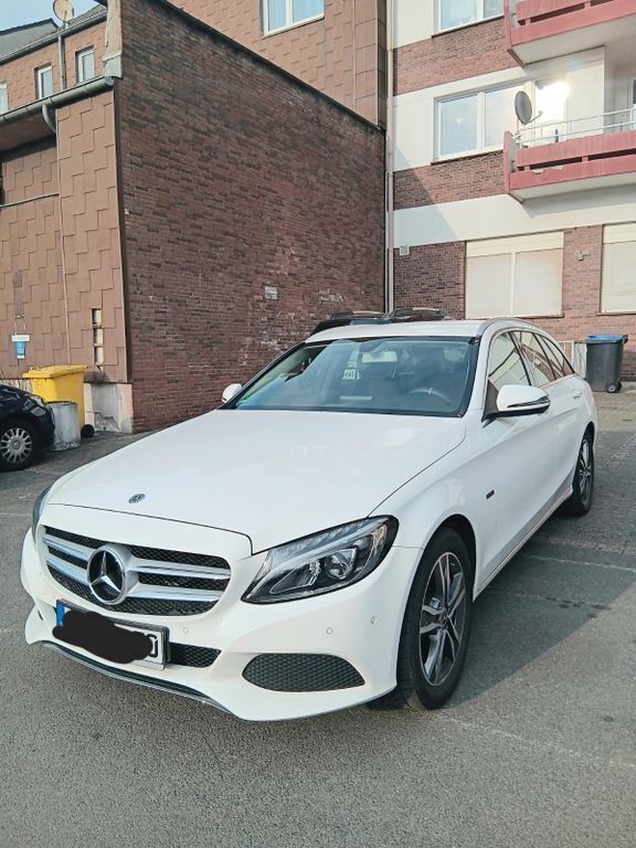 Weiß Gebraucht 2018 Mercedes C350e Edition Kombi | 21.400 € (Fairer Preis) - Bild 1/4