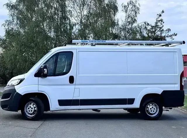 Gebraucht Peugeot Boxer 131 PS (96 kW) 2017 Weiß Van