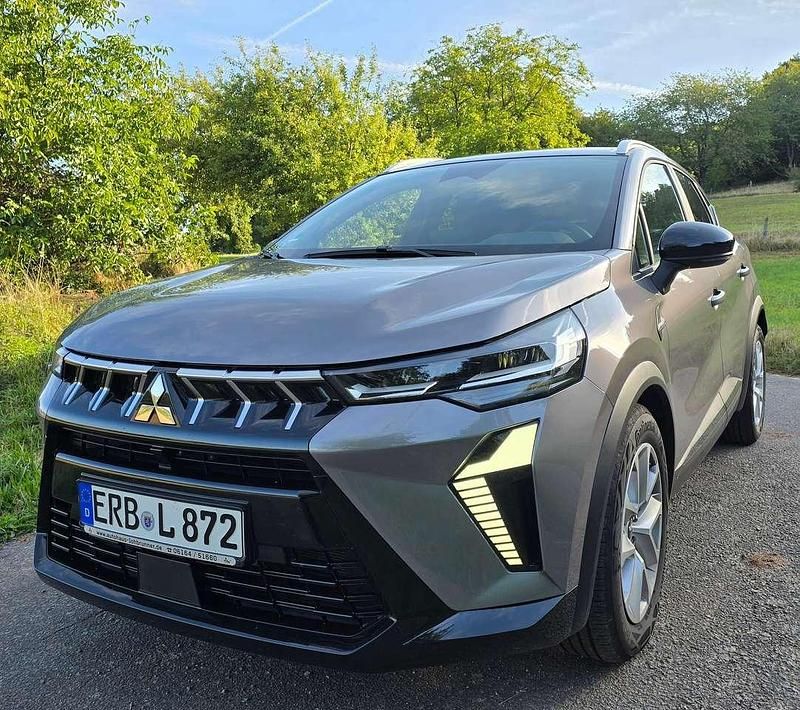 Anthrazitgrau Gebraucht 2025 Mitsubishi ASX Plus SUV | 23.990 € (Fairer Preis) - Bild 1/4