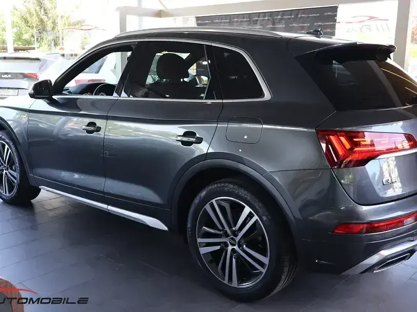 Gebraucht Audi Q5 S-Line 299 PS (219 kW) 2022 Grau SUV