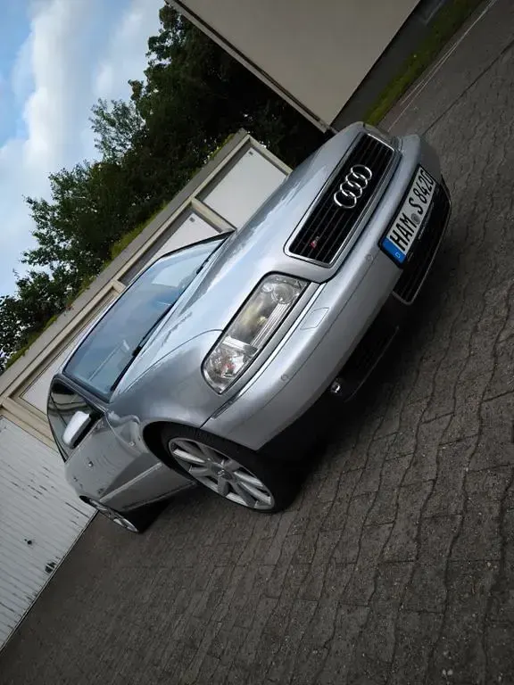 Gebraucht Audi A8 260 PS (191 kW) 2001 Silber Limousine