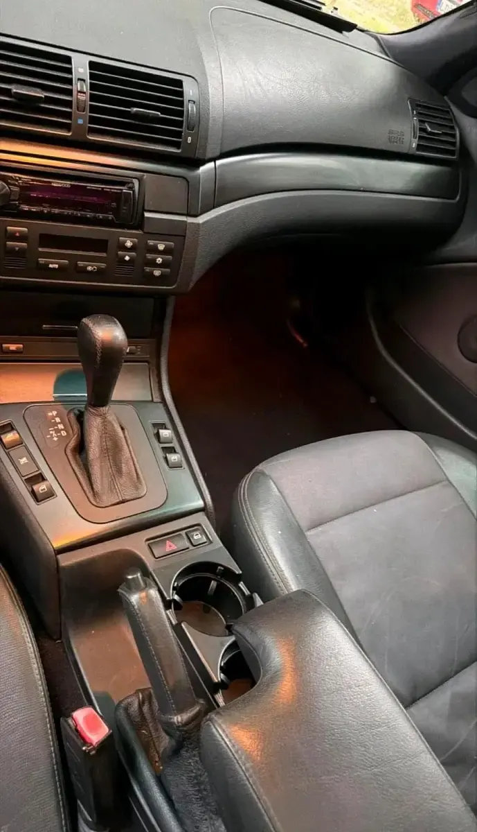 Gebraucht BMW 318 143 PS (105 kW) 2003 Schwarz Kombi