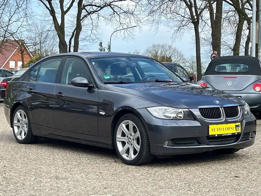 Gebraucht BMW 318 Sport Line 129 PS (94 kW) 2006 Grau Limousine