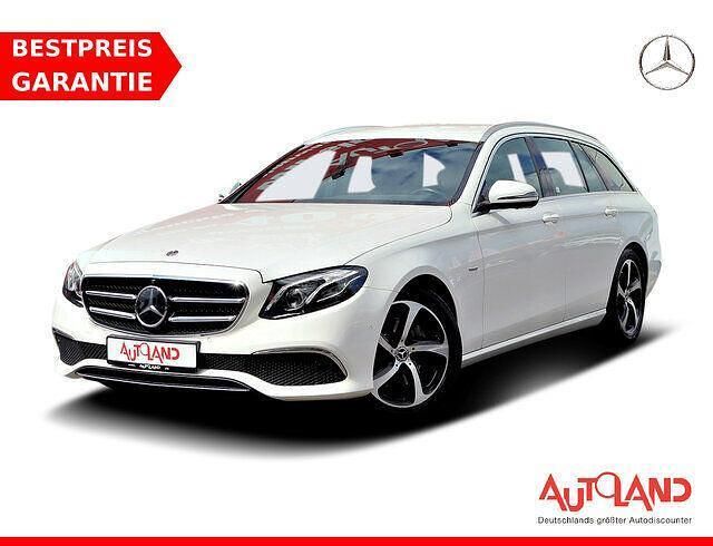 Weiß Gebraucht 2020 Mercedes E200 Style Kombi | 32.490 € (Teuer) - Bild 1/4