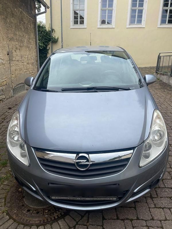 Grau Gebraucht 2008 Opel Corsa Limousine | 699 € (Superpreis) - Bild 1/4