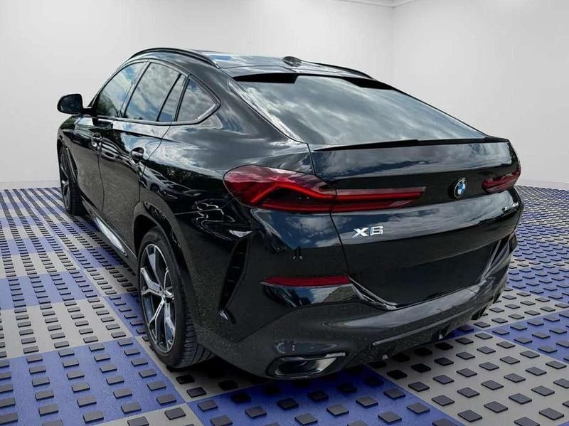 Gebraucht BMW X6 352 PS (258 kW) 2024 Black sapphire metalli SUV