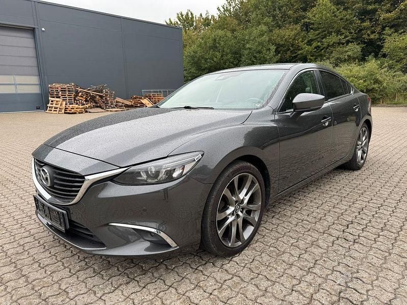 Grau Gebraucht 2017 Mazda 6 Exclusive Limousine | 6.900 € (Superpreis) - Bild 1/4