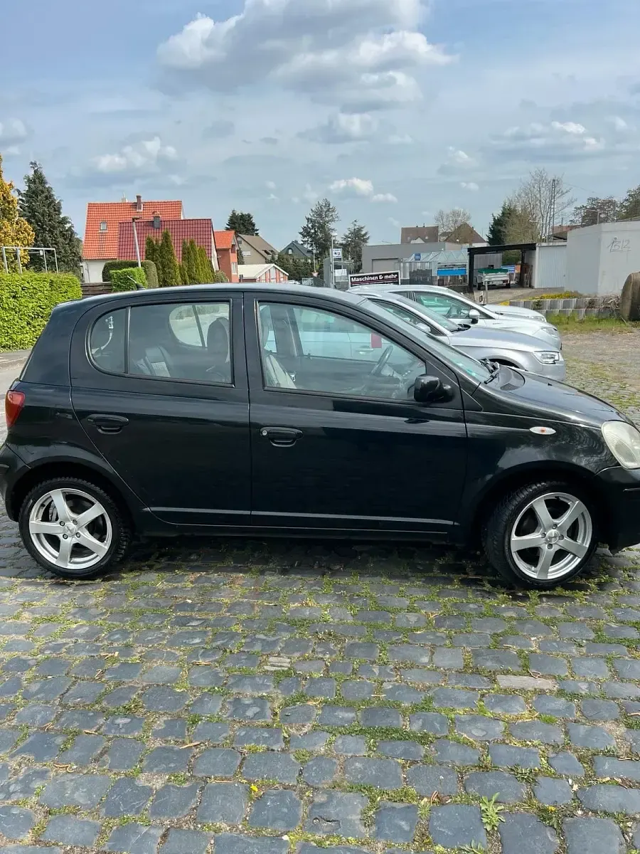 Gebraucht Toyota Yaris 105 PS (77 kW) 2004 Schwarz Kombi